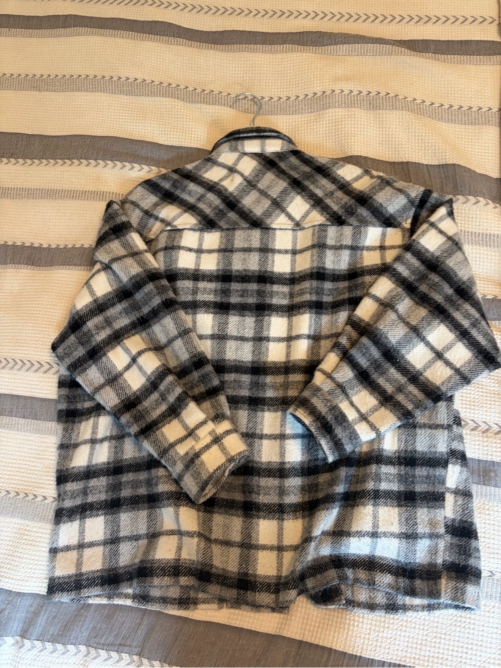 ZARA Black & White Plaid Shirt Jacket - Picture 3 of 3